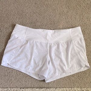 Lululemon short